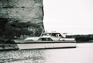 Blonde Cabin Cruiser